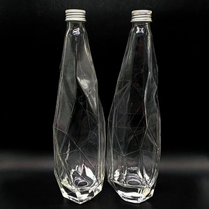 Oshow Bouteille en verre haut de gamme écologique et recyclable de 500 ml/700 ml avec bouchon à vis pour whisky, vodka, brandy, <span class=keywords><strong>tequila</strong></span> et plus - Product Image 3