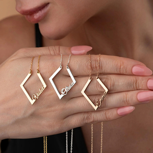 Collar de acero inoxidable pulido de alto brillo, antideslustre, moderno, con soporte para nombre DIY y soporte para anillo de boda en oro de 18k, regalo para <span class=keywords><strong>cirujano</strong></span> y enfermera - Product Image 1