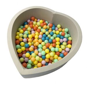 Parc de jeu pour bébé en forme de cœur, rond et souple, facile à monter ou à nettoyer, piscine à balles en mousse pour tout-petits, fabriqué en Indonésie - Product Image 2