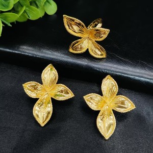 Vintage Dubai-Stil Braut Hochzeit Legierung Zirkon <span class=keywords><strong>Gold</strong></span> Halskette Ohrringe Ring Armband 4-teiliges <span class=keywords><strong>Saudi</strong></span>-Schmuckset Party Jubiläum - Product Image 3