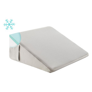 Coussin triangulaire ergonomique en mousse à mémoire de forme Du Babo pour le sommeil, le soulagement du reflux et les soins postopératoires - Product Image 5
