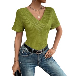 Camiseta Casual de Verano 2026 para Mujer, Elegante, Color Borgoña, Cuello en V Cruzado, Tejido de Punto Acanalado en Contraste, Manga Corta, Corte Ajustado - Product Image 5