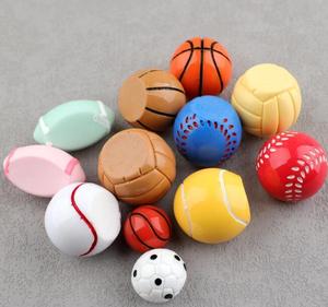 3D Fútbol Resina Artesanía Baloncesto Rugby Resina Encantos Bolas Miniaturas Para Adornos DIY - Product Image 3