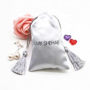 Pochette d'emballage pour bijoux en velours écologique avec cordon de serrage en satin pour cadeaux de mariage et commandes sur mesure - Product Image 1