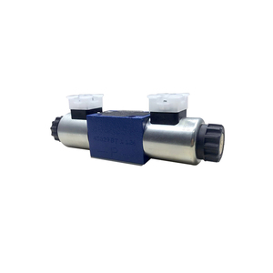 Vanne directionnelle hydraulique à solénoïde Rexroth R900912492 4WE6E6X/EW230N9K4 - Product Image 2