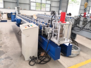 Cấu Hình Kim Loại Kênh Hướng Dẫn Đường Sắt Làm Máy Ánh Sáng Thép Khung Máy C Purlin Roll <span class=keywords><strong>Forming</strong></span> <span class=keywords><strong>Machine</strong></span> C Channel - Product Image 2