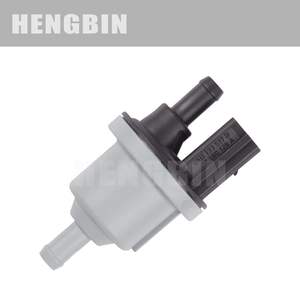 Válvula Solenoide del Canister de Carbón para Bomba de Combustible Compatible con Motores 06D133517B 06D 133 517 B V29032402 2530125A - Product Image 1