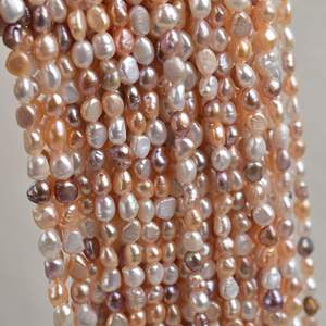 Bracelet et collier en perles d'eau douce naturelles de 8 à 9 mm, perles semi-finies de forme baroque de couleur bonbon, perles légères à deux faces - Product Image 2