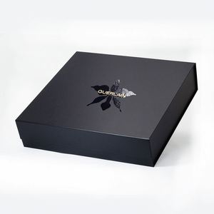 Caja de Regalo Plegable de Cartón Negro Cuadrada A3 de Lujo con Cinta - Product Image 4