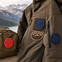 Patch PVC 3D personnalisé imperméable, badge d'aventure en relief multicouche avec support auto-agrippant haute résistance