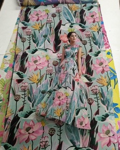 Tela Ligera de Algodón 100% con Impresión Digital Personalizada de Alta Calidad 2026 para Confección de Prendas y Vestidos - Product Image 6