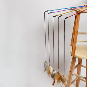 Nieuwe Populaire Multi-Gevederde Gevederde Kat Speelgoed Met Verwisselbaar Hoofd Ontwerp Lange Paal Kat <span class=keywords><strong>Teaser</strong></span> Met Zuig Bel String - Product Image 6