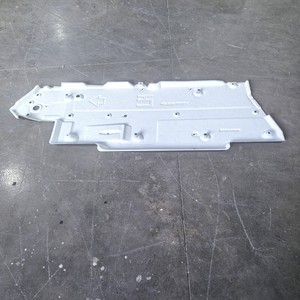 Plaque de protection sous châssis en plastique blanc premium pour Toyota ES260 2018 - Product Image 2