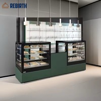 Comptoir de café moderne, design de comptoir de présentation de desserts, comptoir réfrigéré pour la présentation de gâteaux, design de boutique de pâtisserie, présentoirs réfrigérés