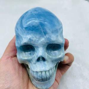 Décor à la maison En Gros Offre Spéciale Naturel <span class=keywords><strong>Bleu</strong></span> Aigue-Marine Cristal Crâne À La Main sculpté cristal Sculpture Aigue-Marine Cristal Crâne - Product Image 6