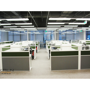 Bureau d'ordinateur moderne durable et au design abordable, poste <span class=keywords><strong>de</strong></span> travail modulaire commercial, cloisons <span class=keywords><strong>de</strong></span> bureau certifiées pour l'école - Product Image 4