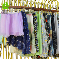 Pacas de Faldas de Mujer de Segunda Mano, Estilos Variados, Ropa Usada Vintage en Pacas