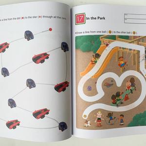 Libro de aprendizaje de inglés Kumon para niños, 31 cuadernos de ejercicios divertidos para desarrollar el vocabulario y mejorar las habilidades iniciales en inglés - Product Image 3