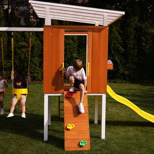 庭园のジムやアミューズメントパーク屋外レクリエーションのための小さなスライドとスイングを备えた木制の游び场セット - Product Image 2