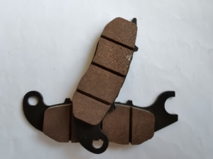 แผ่นเบรกรถยนต์แผ่นเบรกหลังรถจักรยานยนต์ทำจากเซรามิกสำหรับรถจักรยานยนต์โคลัมเบียจานเบรกรถจักรยานยนต์<span class=keywords><strong>125</strong></span>เงางาม Rs150ใหม่ - Product Image 2