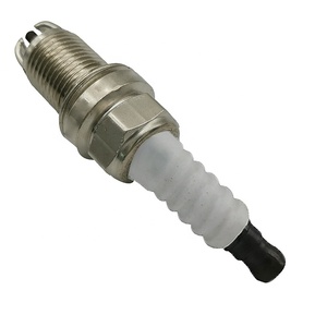 Venta al por mayor <span class=keywords><strong>precio</strong></span> asequible piezas de automóvil japonesas motor platino bujía PK20TR11 90919-01194 para Corolla Camry <span class=keywords><strong>RAV4</strong></span> - Product Image 2