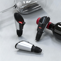 Nouveau design 2-en-1 multifonctionnel, bouchon de bouteille de vin en plastique personnalisé, amusant, durable, réutilisable, anti-fuite, aérateur, verseur à visser