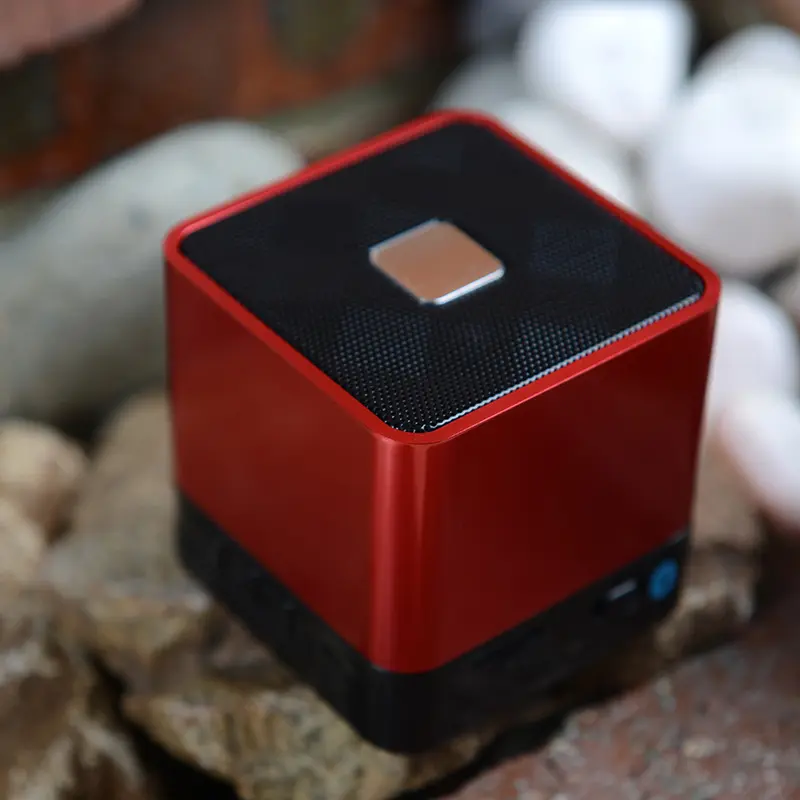 Outdoor tragbares Audio Handy Computer Smart Card kleiner Lautsprecher Metall schwerer Bass Mini-Steelkanone