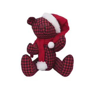 Monogramm Frohe Weihnachten Buffalo Plaid Schwarz Rot Weiß Karo Bär Puppe Mit Strick mütze Pompon Weihnachts schmuck