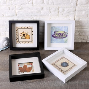 Shadow Box Customize Wholesale High Quality 8x8 Black Wooden Wall Hanging 3D Specimen Butterfly Shadow Box Display Case