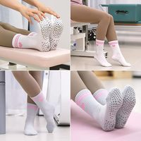 Échantillon Gratuit, Faible MOQ, Chaussettes de Yoga Antidérapantes Personnalisables avec Logo, Chaussettes de Yoga Montantes, Chaussettes de Pilates Antidérapantes pour Femmes
