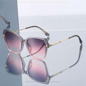 Lunettes de soleil carrées en métal vintage colorées personnalisées avec logo 2025, UV400, grande monture, style œil de chat pour femmes - Product Image 3