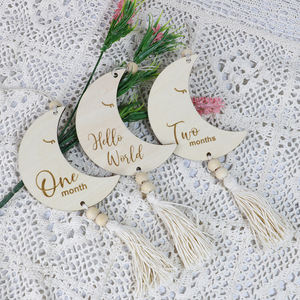 Hello World Star Moon Ensemble de cartes en bois pour bébé avec glands Cadeaux pour bébé faits à la main - Product Image 2