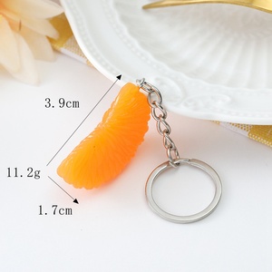 Llavero de PVC con simulación de frutas de la marca <span class=keywords><strong>Mubai</strong></span>: Fresa, Manzana, Naranja, Plátano, Cereza. Modelo de juguete para casa de juegos infantil, ligeramente firme. - Product Image 5