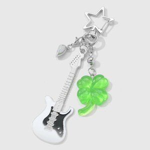 Nieuwe veelzijdige zilveren set gitaarnoot klaver liefde DIY sleutelhanger tas hanger - Product Image 4