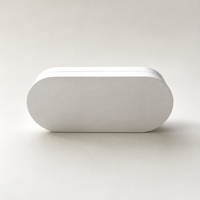 Boîte en papier rigide de forme ovale blanche avec couvercle amovible et intérieur en velours bleu marine pour la présentation, le rangement et les cadeaux de bijoux et de cosmétiques