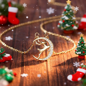 Collana con Ciondolo Luna e Renna per Donne, Gioiello Scintillante alla Moda per le Festività, Regalo - Product Image 2