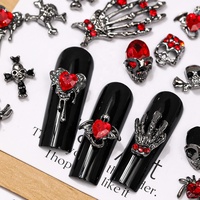 Paso Sico Nail Art Jewelry, Décoration d'ongles en alliage sertie de diamants, Autocollants pour ongles en forme de cœur de crâne gothique tridimensionnel