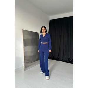 ชุดเสื้อผ้าถักนิตติ้งลำลองสไตล์ฤดูใบไม้ร่วง ขายส่ง ผ้าขนสัตว์ คอแบบผูก ลายพิมพ์ ทรงหลวม - Product Image 3