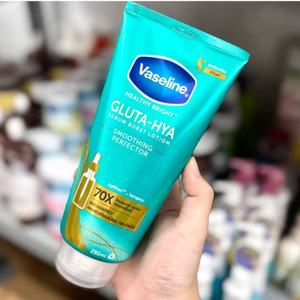 <span class=keywords><strong>Lotion</strong></span> éclaircissante et hydratante pour le corps Gluta-HYA Serum Burst 300ml, pour tous types de peaux - Product Image 4