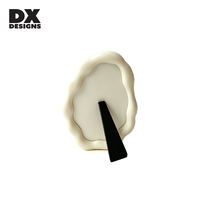 Miroir de table DX DESIGNS en résine blanc crème, cadre ondulé, miroir décoratif irrégulier pour chambre à coucher, commode, décoration intérieure