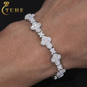 Bracciale da <span class=keywords><strong>Uomo</strong></span> Versatile di Tendenza in Oro Bianco con Maglia a Stella e Croce Ghiacciata con Diamanti Moissanite VVS da 10mm in Argento Sterling <span class=keywords><strong>925</strong></span> - Product Image 1