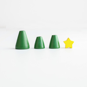 Mini Árbol de Navidad de Madera, Decoraciones Verdes con Estrella Amarilla, Decoración Navideña para Interiores, Juego de 4 Piezas, Regalo Ecológico - Product Image 2