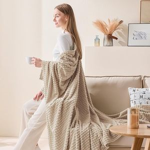 BORA Couverture en molleton doux beige pour canapé Flanelle de luxe pour lit canapé chaise, peluche, couverture chaude et confortable - Product Image 5