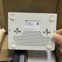 Routeur Sans Fil Mikrotik HAP RB951Ui-2nD ROS Alimenté par POE, 100 Mégabits, 2.4G Bi-Bande avec Double Antenne et Prise en Charge Bi-Bande