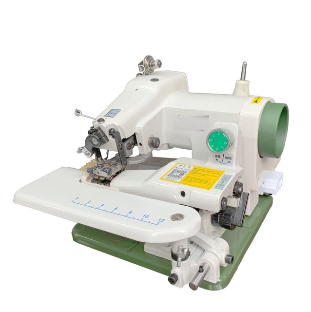 DOSO Industrial Blind Stitch Sewing Machine Hot Sale Overlocker for Desk Top Use Hem Sewing Machine for Garments