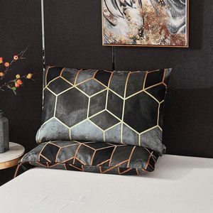 ชุดเครื่องนอน3ชิ้นลายเรขาคณิตสีดำปลอกผ้านวมปลอกผ้านวมและปลอกหมอนตามสั่ง - Product Image 4