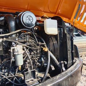 Excavadora Hidráulica de Orugas Hyundai R60W, 5.5 Toneladas, Cucharón de 0.6m, Motor Cummins, Bomba, PLC, 2022, 90% Nueva, 0-2000 Horas, para Uso Urbano - Product Image 4