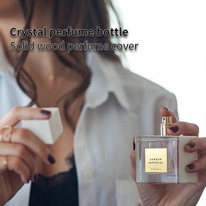 Couvercle en bois de bouteille de parfum de luxe du Vietnam bouchon de parfum en forme de boule carrée en bois pour bouteille en verre de parfum - Product Image 2