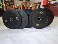 Équipement de musculation pour salle de sport commerciale, plaques de poids en caoutchouc portables, imperméables et durables, 20 kg, anneau central en acier, barre d'haltères en caoutchouc