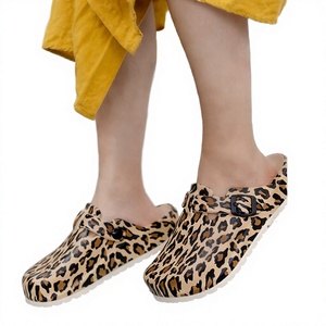 Nurse <b>Clogs</b> Casual Comfortable Breathable Waterproof Leopard Print Platform Garden <b>Mules</b> Summer Winter Shoes - Product Image 3